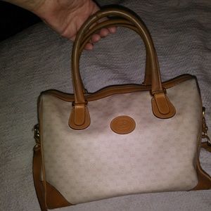 Vintage gucci bag.